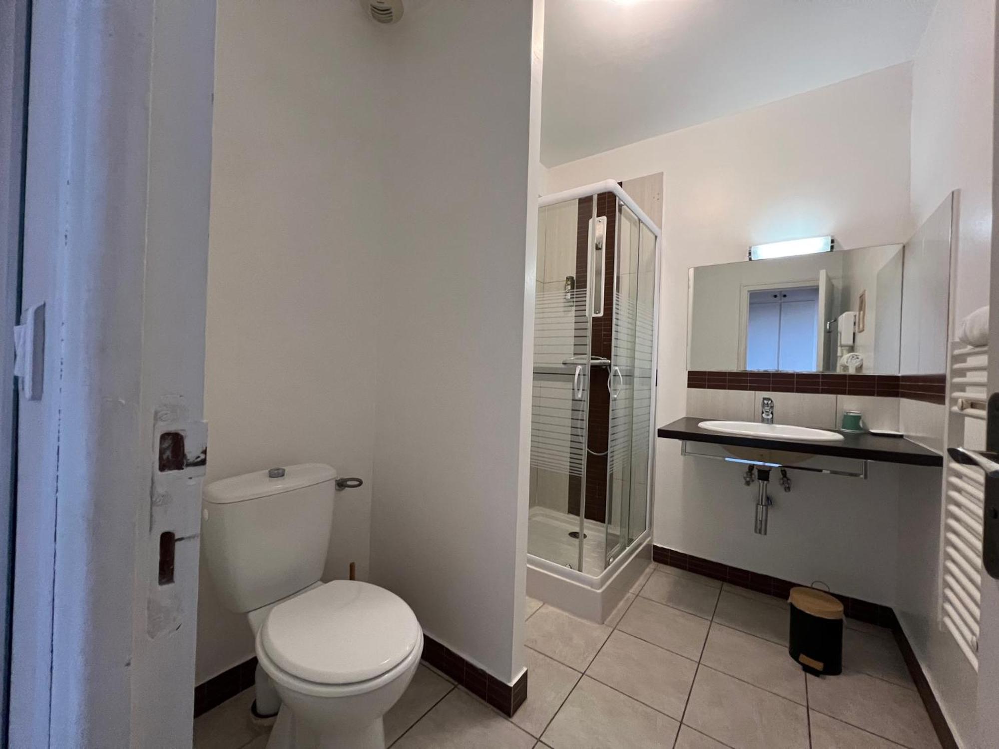 Logis Hotel Auberge De Cartassac Cressensac-Sarrazac Kültér fotó
