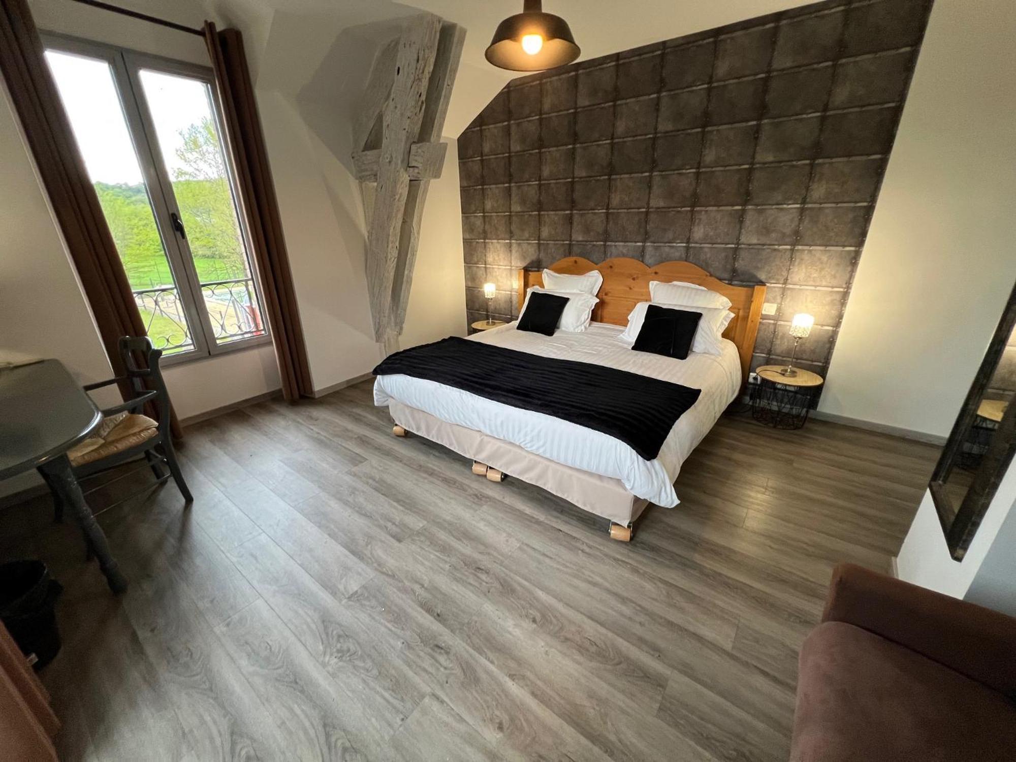 Logis Hotel Auberge De Cartassac Cressensac-Sarrazac Kültér fotó