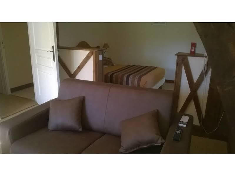 Logis Hotel Auberge De Cartassac Cressensac-Sarrazac Kültér fotó